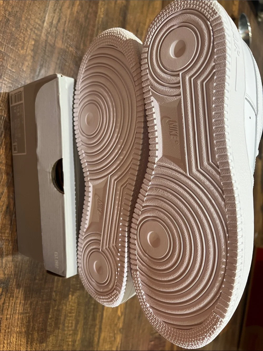 Nike Men's White Air Force 1 ‘07